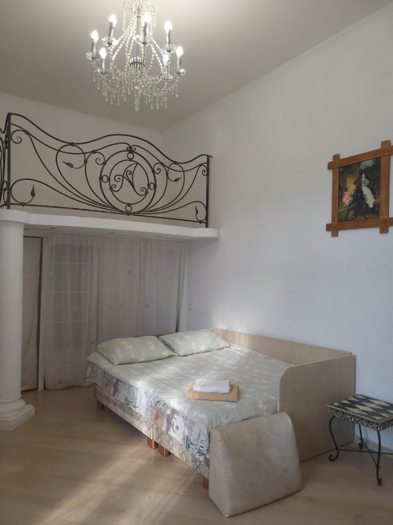 Японська 5 Lägenhet Lviv Exteriör bild